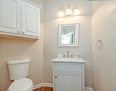 22011 Windmill Bluff Lane - Photo Thumbnail 21