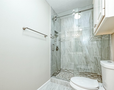 22011 Windmill Bluff Lane - Photo Thumbnail 31
