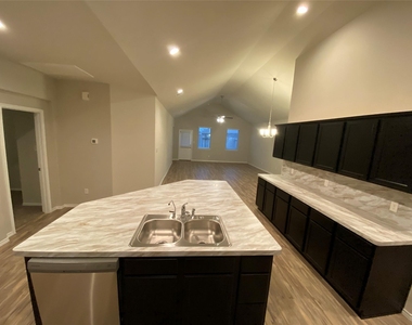 6130 Purple Iris Street - Photo Thumbnail 5