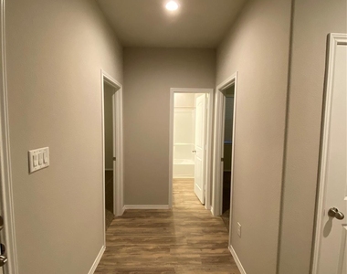 6130 Purple Iris Street - Photo Thumbnail 17