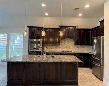 3719 Brampton Island Drive - Photo Thumbnail 2