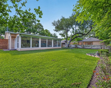 11230 Huggins Drive - Photo Thumbnail 44