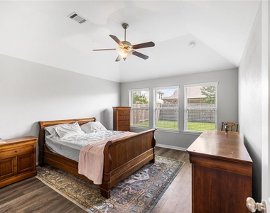 6735 Trinity Trail Lane - Photo Thumbnail 16