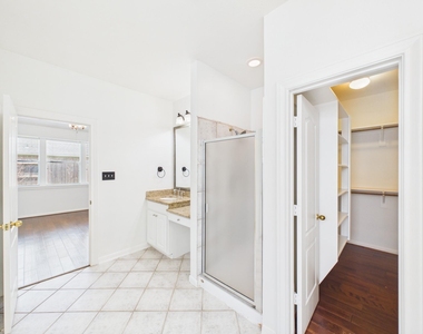 5407 Lake Place Drive - Photo Thumbnail 27
