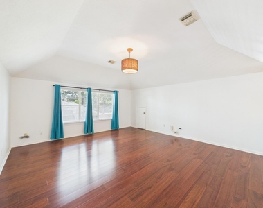 5407 Lake Place Drive - Photo Thumbnail 31