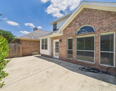 5407 Lake Place Drive - Photo Thumbnail 44