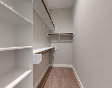 806 E 39th Street - Photo Thumbnail 33