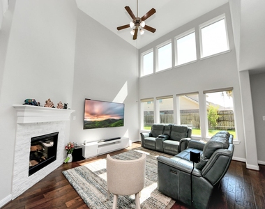 2707 Brighton Willow Way - Photo Thumbnail 16