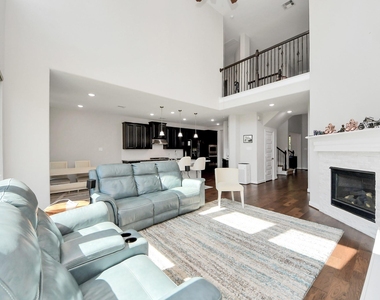 2707 Brighton Willow Way - Photo Thumbnail 17