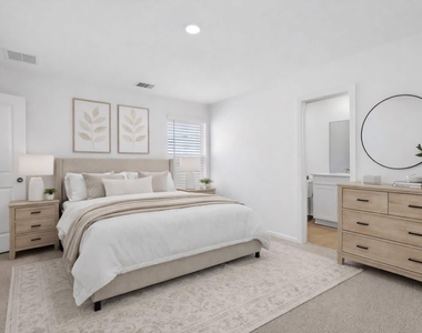 914 Pertuso Lane - Photo Thumbnail 5