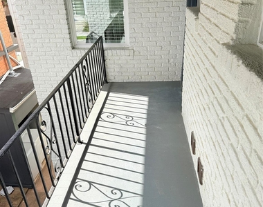 2001 Brun Street - Photo Thumbnail 12