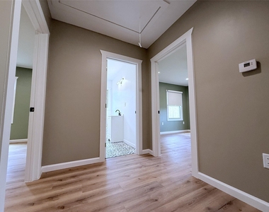 1922 Tabor Street - Photo Thumbnail 9