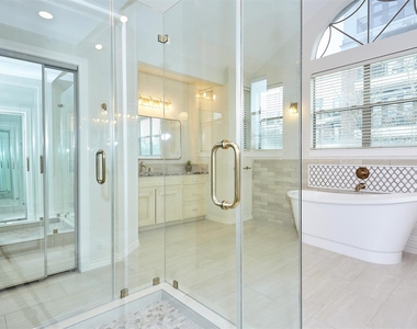 110 E Detering Street - Photo Thumbnail 32