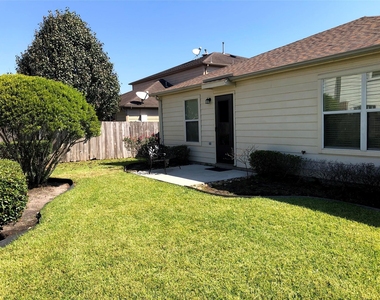 4611 Pin Oak Creek Lane - Photo Thumbnail 24