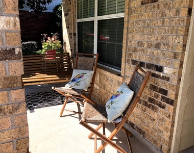 4611 Pin Oak Creek Lane - Photo Thumbnail 2
