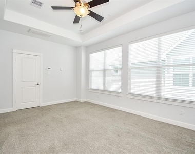 703 Link Road - Photo Thumbnail 11