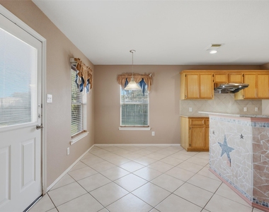 26038 Palmdale Estate Drive - Photo Thumbnail 19