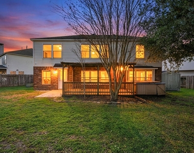 26038 Palmdale Estate Drive - Photo Thumbnail 45