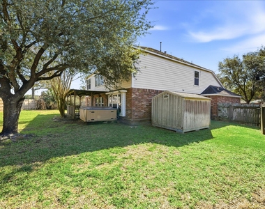 26038 Palmdale Estate Drive - Photo Thumbnail 10