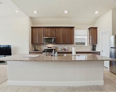 1722 Anchor Breeze Drive - Photo Thumbnail 15