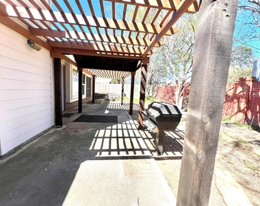 5012 N Nelson Avenue - Photo Thumbnail 21