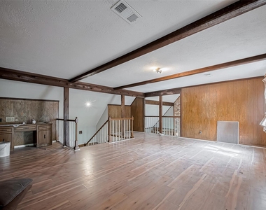 811 Loire Lane - Photo Thumbnail 20