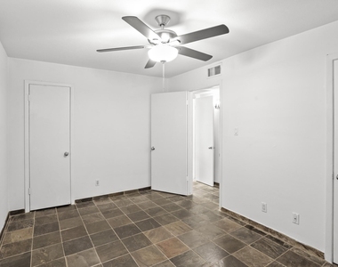 3602 Garrott Street Street - Photo Thumbnail 21