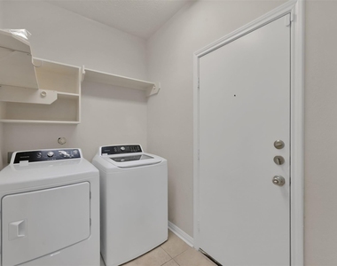 1443 Meadowhigh Lane - Photo Thumbnail 19