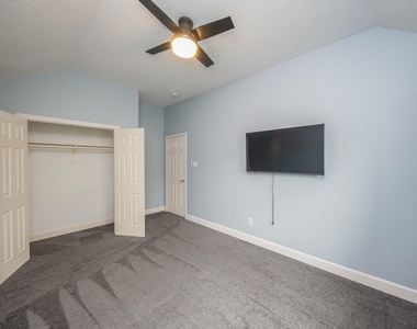 206 Cheswick Circle - Photo Thumbnail 16