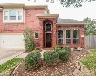 206 Cheswick Circle - Photo Thumbnail 2