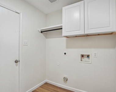 4419 Crossvine Avenue - Photo Thumbnail 33