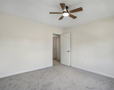 4419 Crossvine Avenue - Photo Thumbnail 26