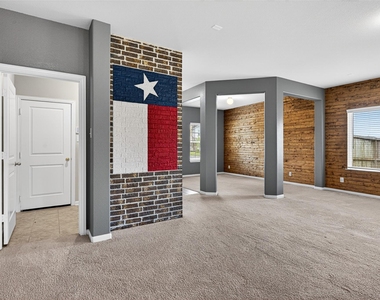 2429 Abbot Brook Drive - Photo Thumbnail 10