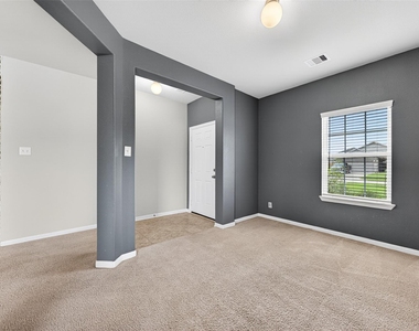 2429 Abbot Brook Drive - Photo Thumbnail 9