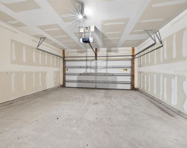 2429 Abbot Brook Drive - Photo Thumbnail 32