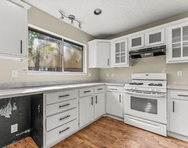 2015 E Lacey Oak Circle - Photo Thumbnail 16