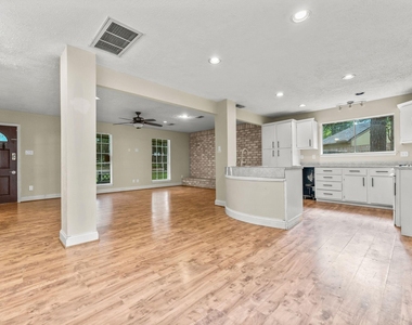 2015 E Lacey Oak Circle - Photo Thumbnail 11