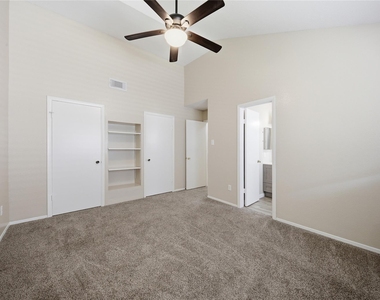 12642 Autumn Mill Drive - Photo Thumbnail 10