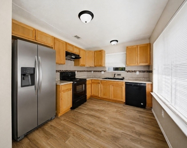 12642 Autumn Mill Drive - Photo Thumbnail 7