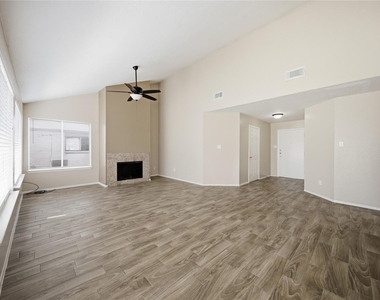 12642 Autumn Mill Drive - Photo Thumbnail 4