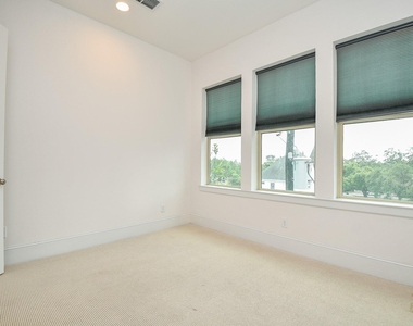 818 Yale Street - Photo Thumbnail 18