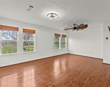 14621 Cedar Street - Photo Thumbnail 12