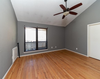 9400 Doliver Drive - Photo Thumbnail 19