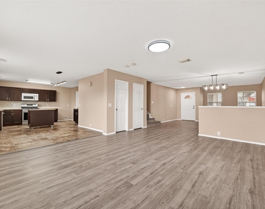 15007 Sugar Sands Drive - Photo Thumbnail 11