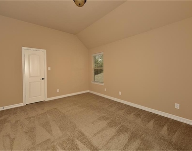 126 Hearthshire Circle - Photo Thumbnail 23