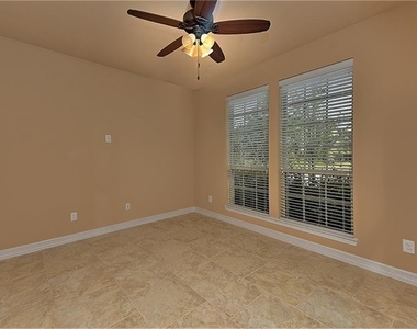 126 Hearthshire Circle - Photo Thumbnail 7