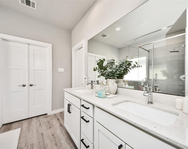 22510 Ginosa Trail - Photo Thumbnail 18