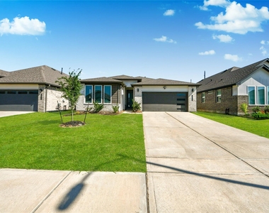 22510 Ginosa Trail - Photo Thumbnail 34