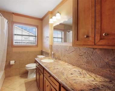 6923 Leader St Street - Photo Thumbnail 5