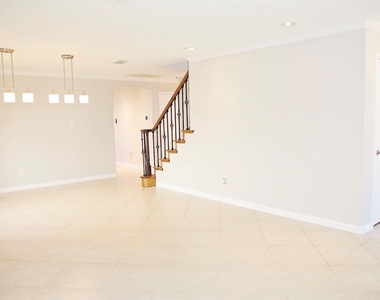 18234 Sable Tree Drive - Photo Thumbnail 9